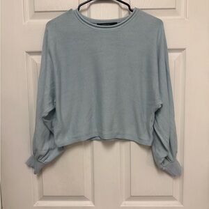 Zesica light blue crop sweater ballon sleeves size Small